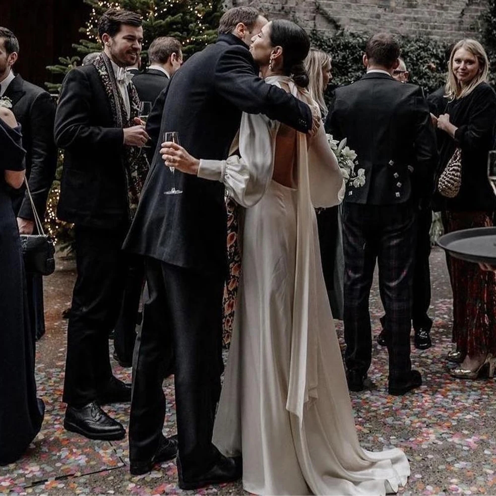 2025 Elegant A-Line Wedding Dress Halter Puff Sleeves Pleat Backless Silk Satin Bridal Party Gowns Vestidos De Novia