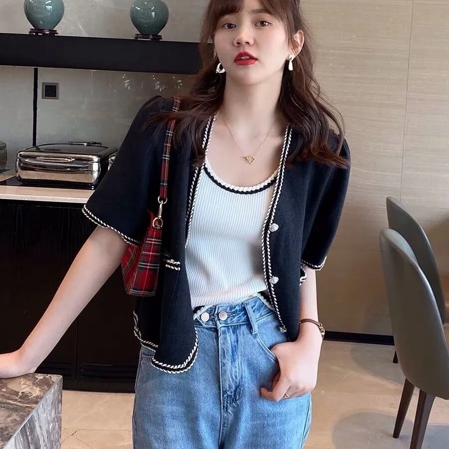 Camisoles Tanks Chic Tank Top Knitting Sexy Camis Striped Sleeveless Vests Tube Crop Tops Vintage Slim White Summer Clothes For Women Korean 230413