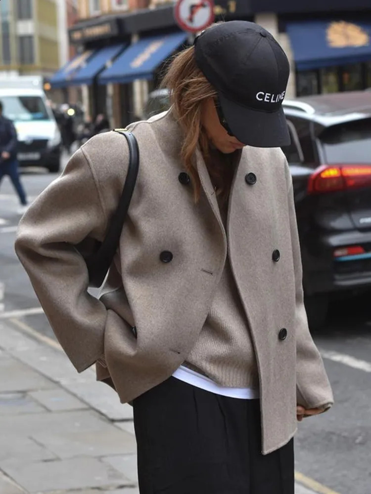 Women's Jackets Single Breasted Women Jacket Autumn Solid Long Sleeve Loose jackets Female 2023 Fashion Winter Turndown Collar Street Outwear 231