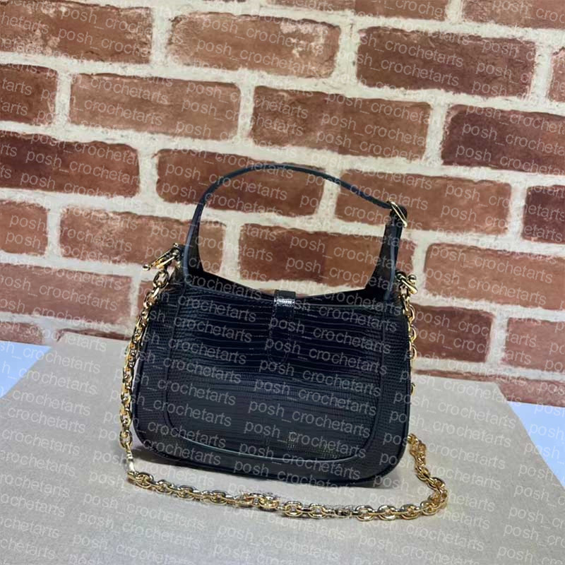 Cowhide Leather Shoulder Bag For Women's handbag Purses Solid Color Bags with Chain, Green
Cowhide Leather Shoulder Bag For Women's handbag Purses Solid Color Bags with Chain, Green