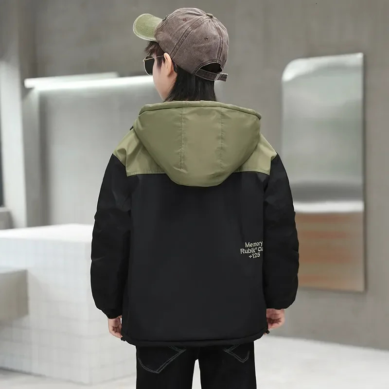 Jackets Autumn Winter Outdoors Hooded Jackets Boys Waterproof Jacket Children's Outwears Clothing Windbreaker Coats 231109