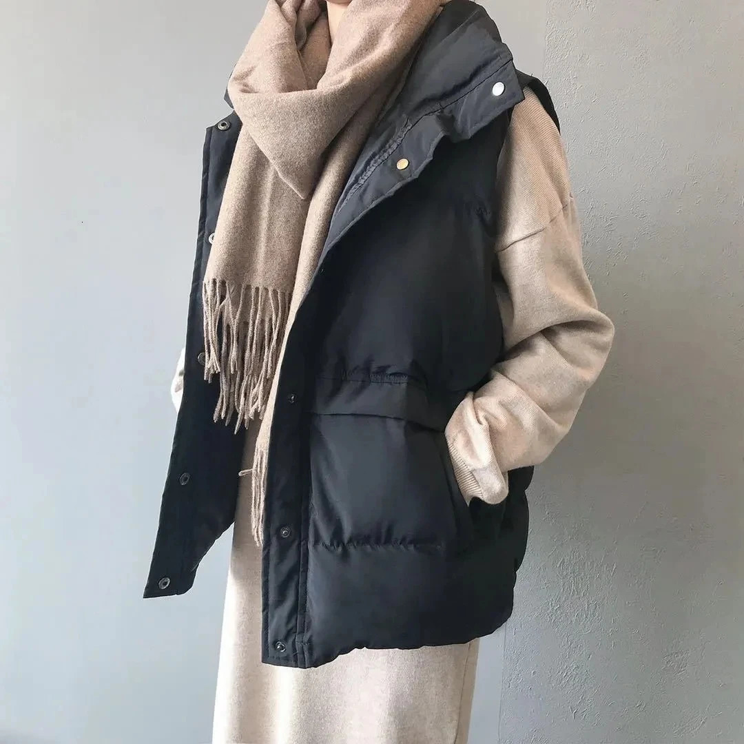 Women's Vests Casual Loose Down Cotton Vests Women Winter Parkas Warm Padded 80kg Oversize Waistcoat Fashion Stand Collar Sleeveless Coat 231109