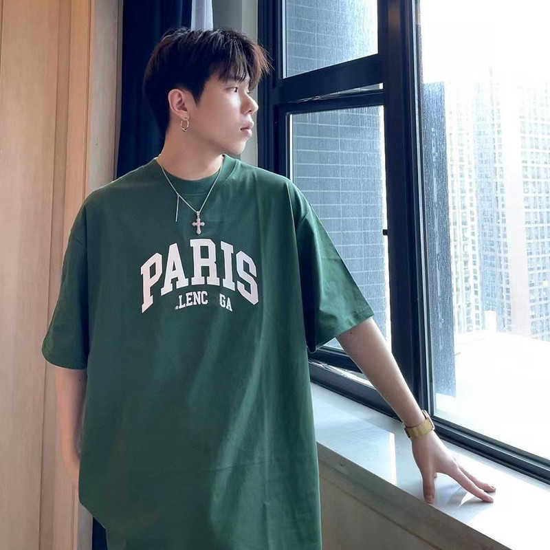 Luxury designer's new men's women's short sleeved sportswear set Correct Version House Dark Print Mesh Red Matching and OS Loose Short Sleeve T-Shirt, Black
Luxury designer's new men's women's short sleeved sportswear set Correct Version House Dark Print Mesh Red Matching and OS Loose Short Sleeve T-Shirt, Black