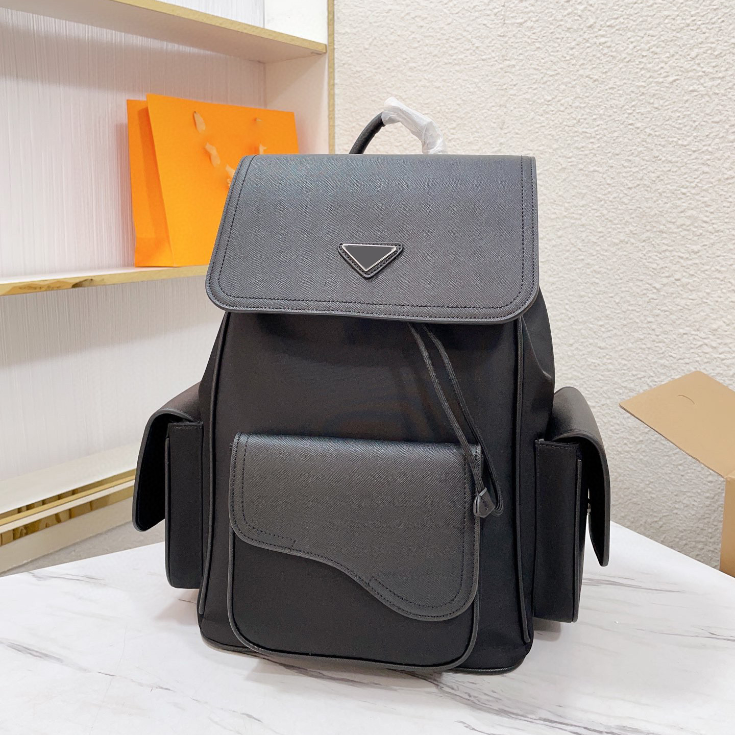 Famous men backpack nylon cowhide outdoor hiking bag messenger bag women travel bag school bag Duffel waterproof laptop bags shoulderbag crossbody Satchels, Red
Famous men backpack nylon cowhide outdoor hiking bag messenger bag women travel bag school bag Duffel waterproof laptop bags shoulderbag crossbody Satchels, Red