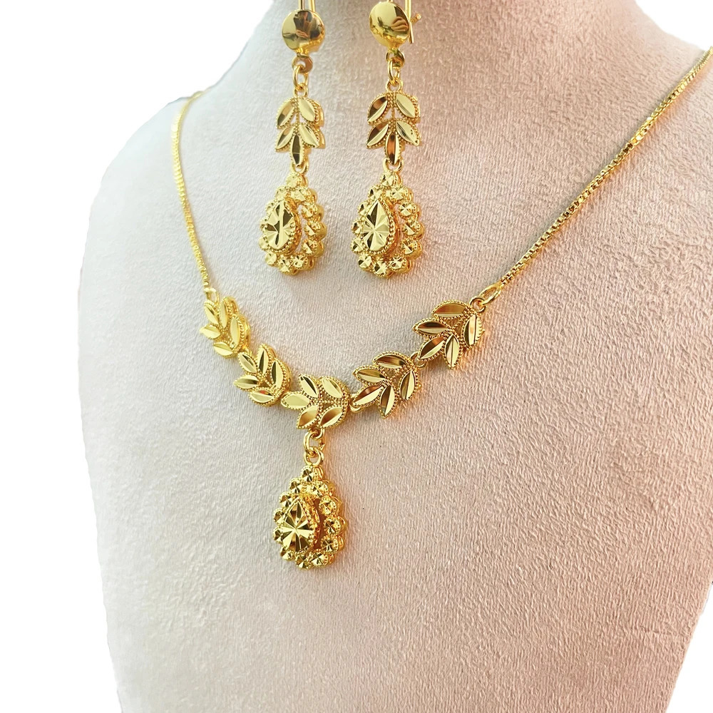 Stud Dubai Jewelry Sets for Women 24k Gold Color Love Ethiopian African Heart Necklace Earrings Arab Bridal Dowry 231109