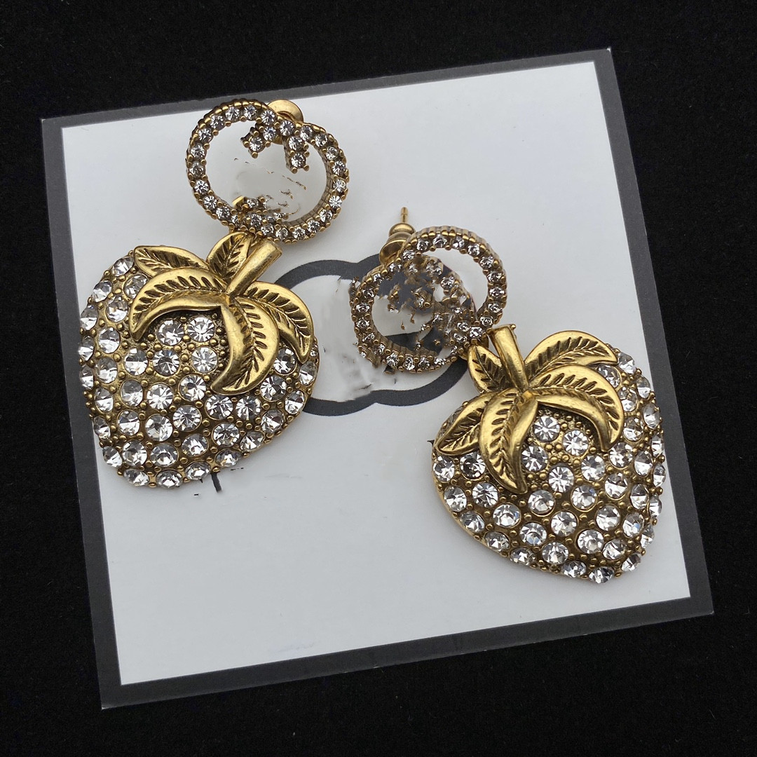 2023 Chic Double Letter Charm Earrings With Gift Box Embossed Stamp Studs Eardrop Dangler For Women Party Anniversary-2 O
2023 Chic Double Letter Charm Earrings With Gift Box Embossed Stamp Studs Eardrop Dangler For Women Party Anniversary-2 O