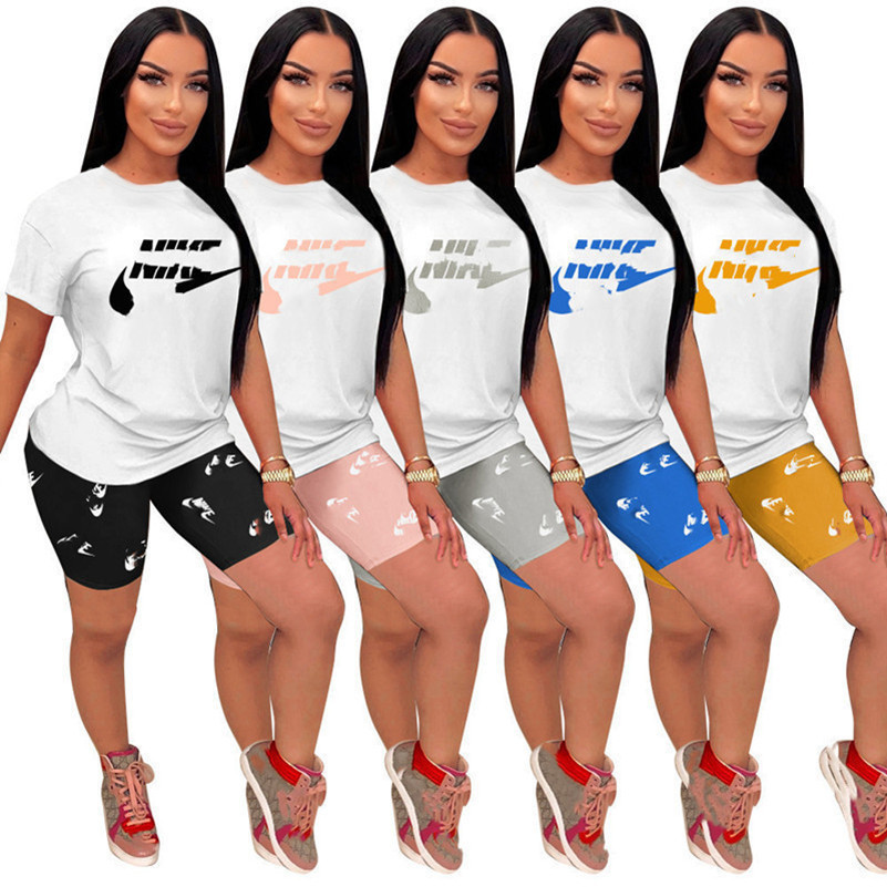 2023 Brand Women Letter Tracksuits Summer 2 Piece Sets Short Sleeve T-Shirt Shorts Fashion Sports Suit Crew Neck Outfits Pullover Jogging Suit 9564, Mix color
2023 Brand Women Letter Tracksuits Summer 2 Piece Sets Short Sleeve T-Shirt Shorts Fashion Sports Suit Crew Neck Outfits Pullover Jogging Suit 9564, Mix color