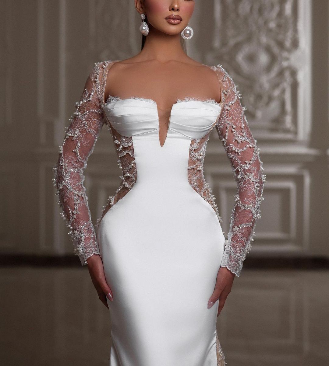 Sexy Mermaid Prom Dresses Long Sleeves V Neck Appliques Sequins Beaded Floor Length Satin 3D Lace Hollow Pearls Evening Dress Bridal Gowns Plus Size C