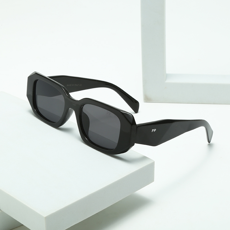 Fashion Designer Sunglasses For Women Man Goggle Beach Sun Glasses Eyeglasses Colors High Quality Sunglasses for women
Fashion Designer Sunglasses For Women Man Goggle Beach Sun Glasses Eyeglasses Colors High Quality Sunglasses for women
