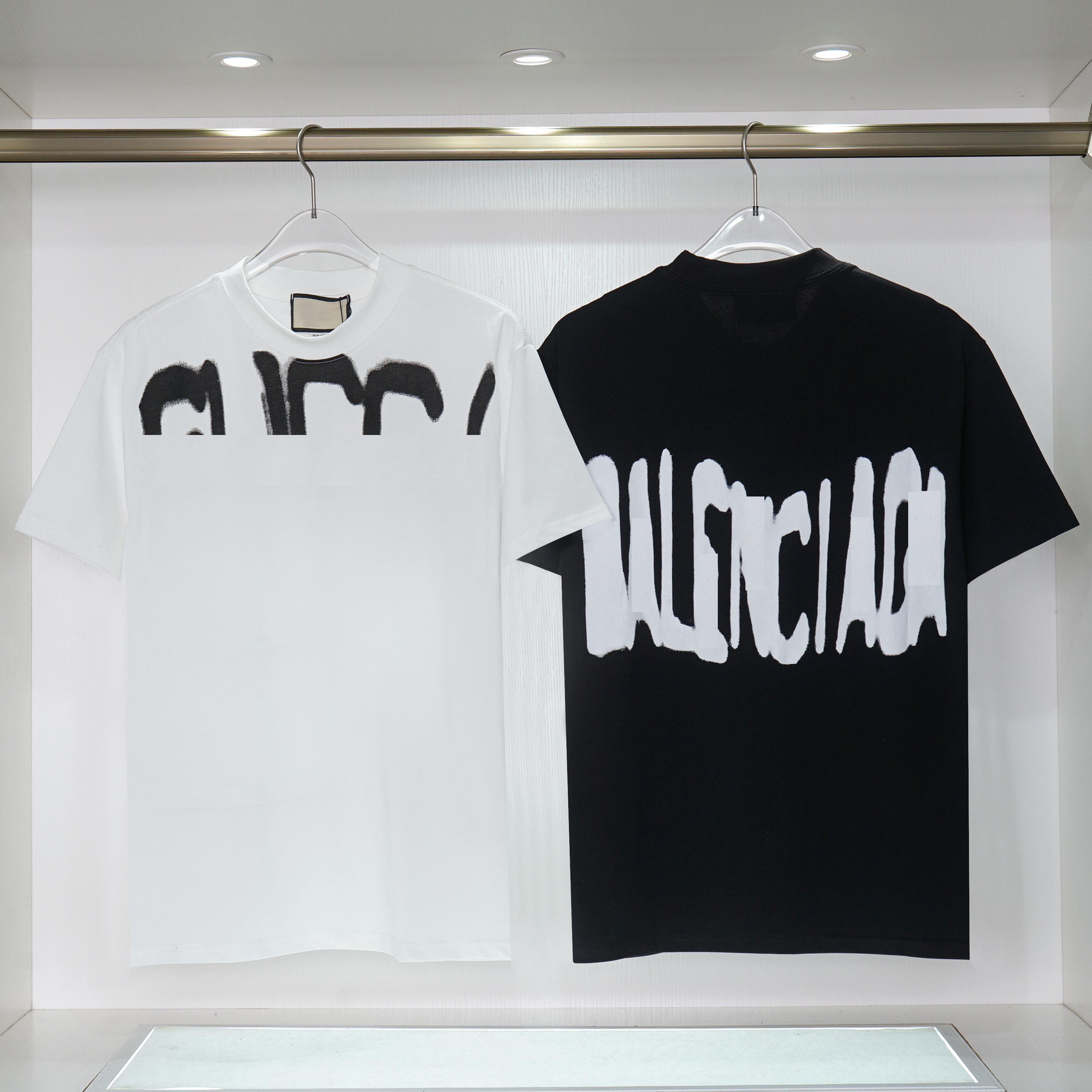 Men's T-shirt mens designer tshirt t shirts palms spray letter logo print short-sleeved t shirt fashion angels women graphic tees Retro T-shirt rock star costume, Size
Men's T-shirt mens designer tshirt t shirts palms spray letter logo print short-sleeved t shirt fashion angels women graphic tees Retro T-shirt rock star costume, Size