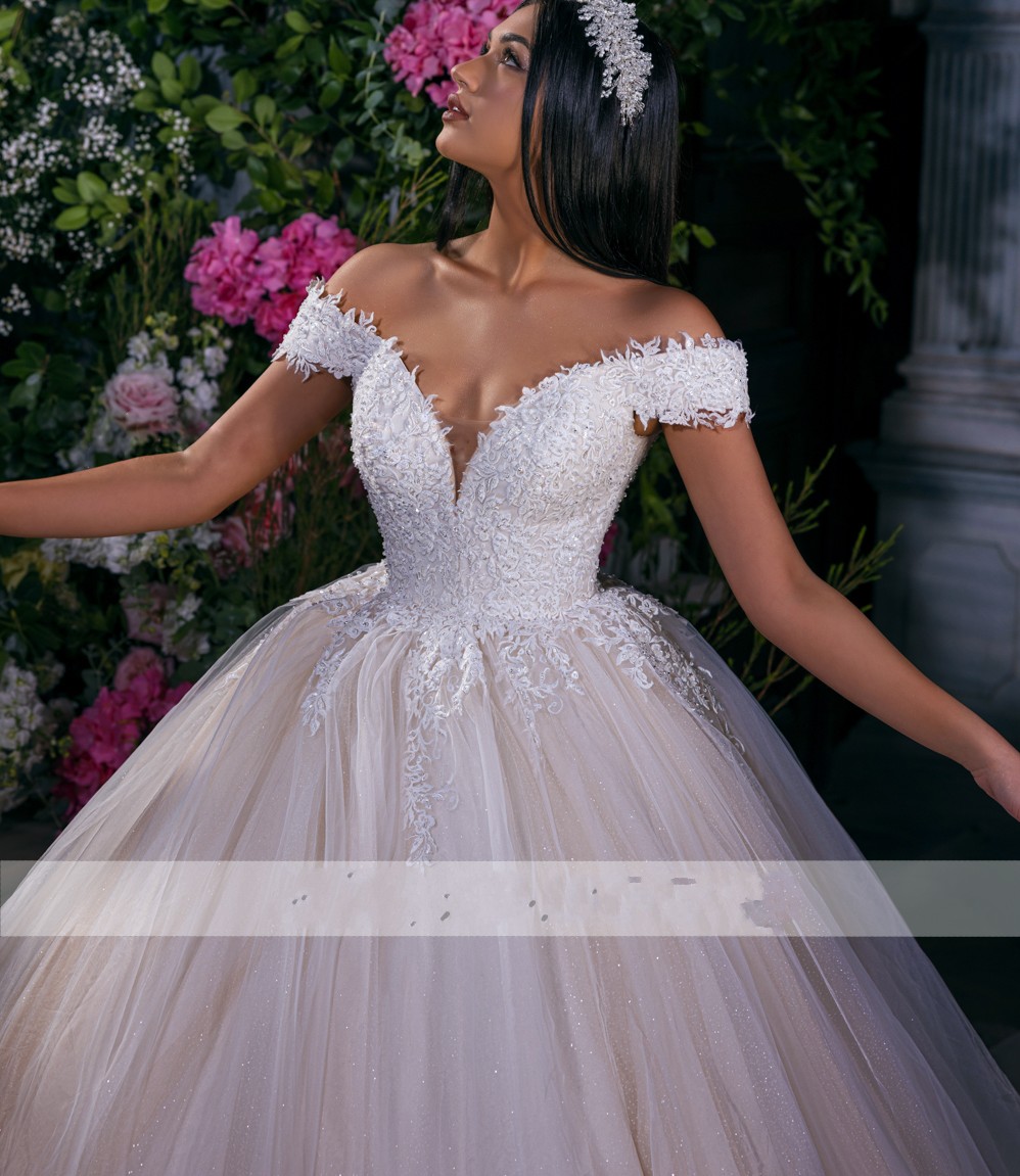 Elegant Sweetheart Ball Gown Wedding Dress 2023 Off the Shoulder Beading Pearls Appliques Lace Sequined Princess Bridal Bride Gowns Robe De Mariee
