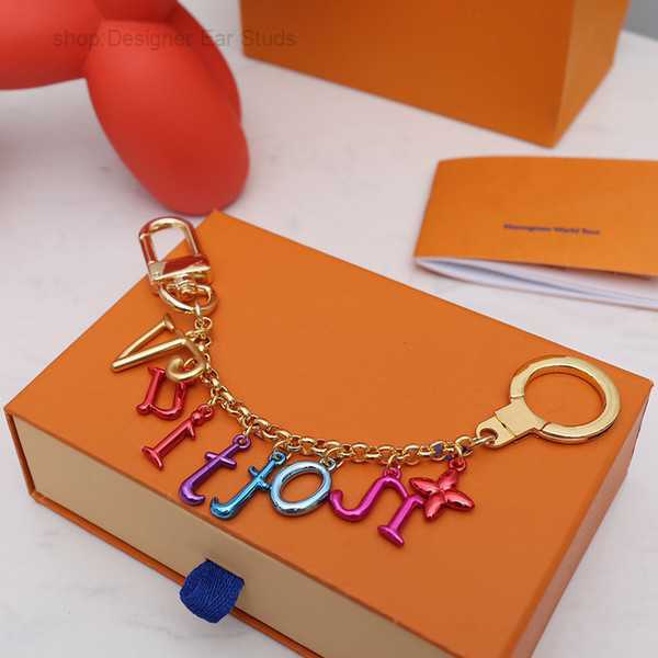Keychains Stylish Colorful Luxury Designer Keychain Letter Pendant Gold Key Buckle Detachable for Mens Womens Keys Ornaments Wholesale 2 NQU3
Keychains Stylish Colorful Luxury Designer Keychain Letter Pendant Gold Key Buckle Detachable for Mens Womens Keys Ornaments Wholesale 2 NQU3