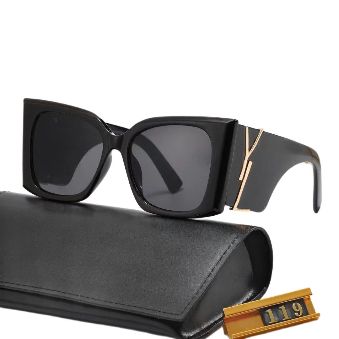xury sunglasses for woman Brand glasses peculiar eyewear 119 Black Brands mens glasses UV protection fashion sunglass letter Casual eyeglasses with box very good
xury sunglasses for woman Brand glasses peculiar eyewear 119 Black Brands mens glasses UV protection fashion sunglass letter Casual eyeglasses with box very good