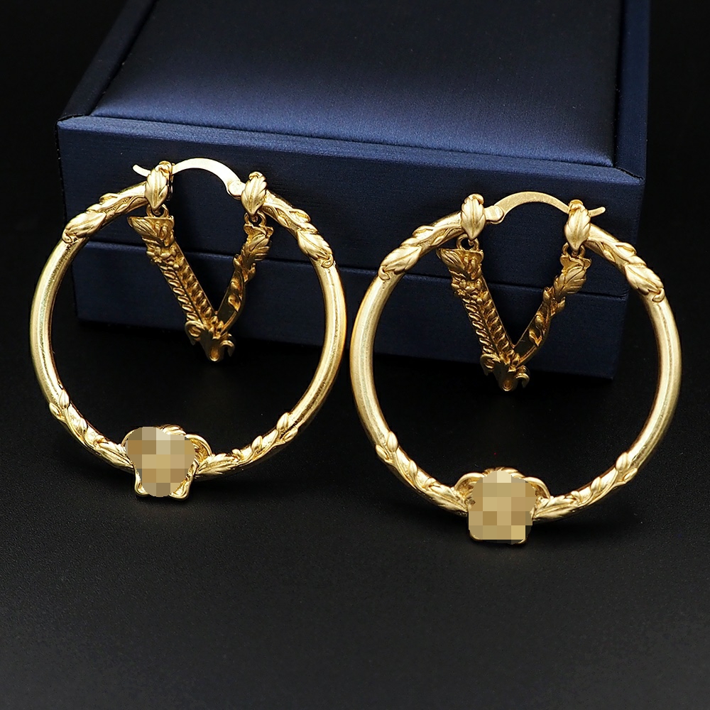 Fashion Banshee Earring Stud Micro Inlays Hoop copper Women Men Earrings Ladies Ear Studs Designer Jewelry gifts MER33 -- 06
Fashion Banshee Earring Stud Micro Inlays Hoop copper Women Men Earrings Ladies Ear Studs Designer Jewelry gifts MER33 -- 06