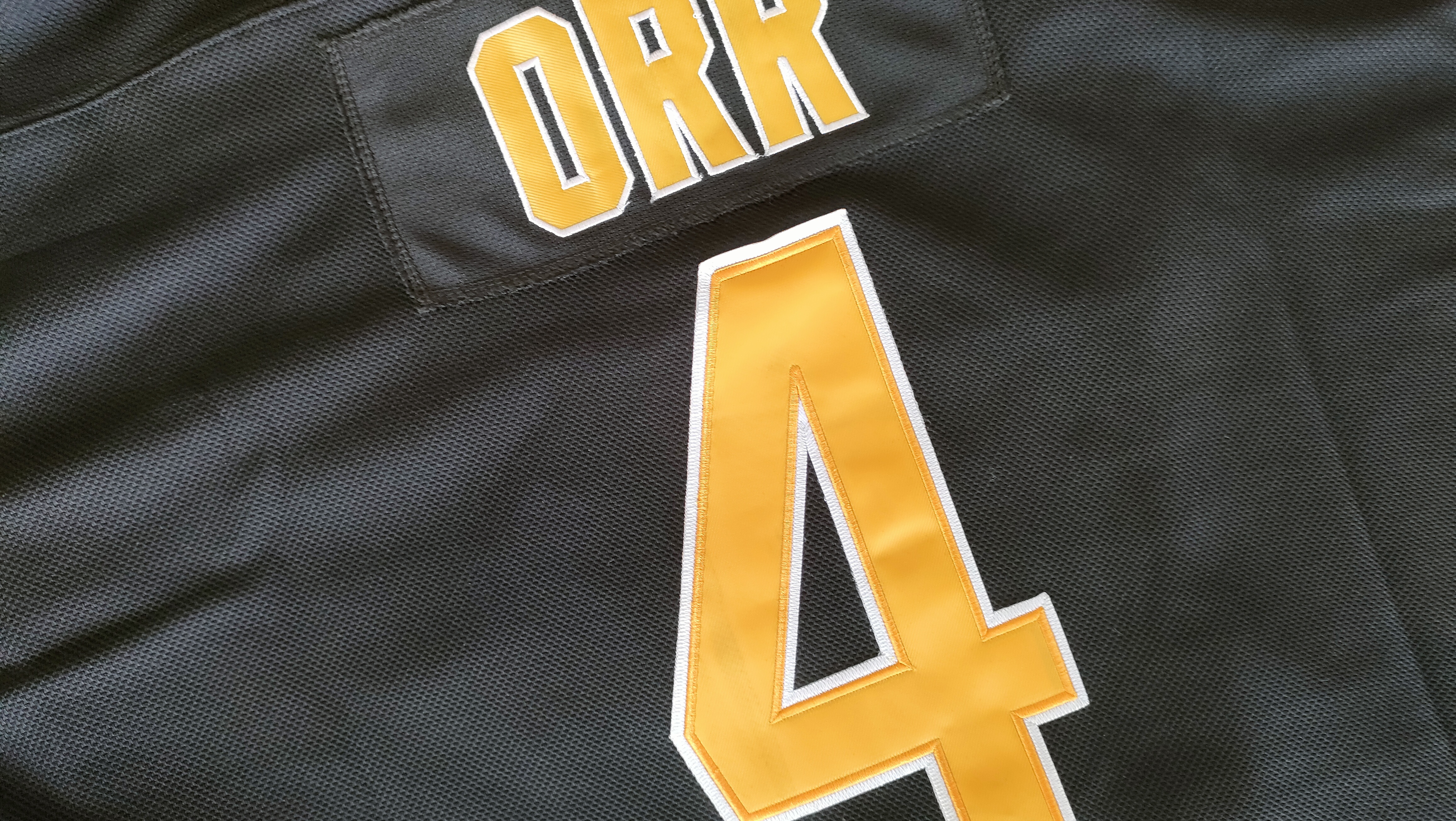 1924-1999 Movie Retro CCM Hockey Jersey Embroidery 77 Ray Bourque 37 Patrice Bergeron Vintage Jerseys