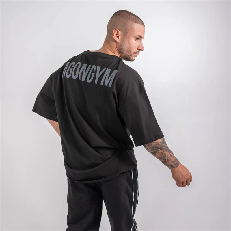 Mens TShirts Ultra thin loose fitting Tshirt Summer Fitness Cotton Hip Hop Muscle Tee Gym Stringer Top 230410, Royal blue
Mens TShirts Ultra thin loose fitting Tshirt Summer Fitness Cotton Hip Hop Muscle Tee Gym Stringer Top 230410, Royal blue