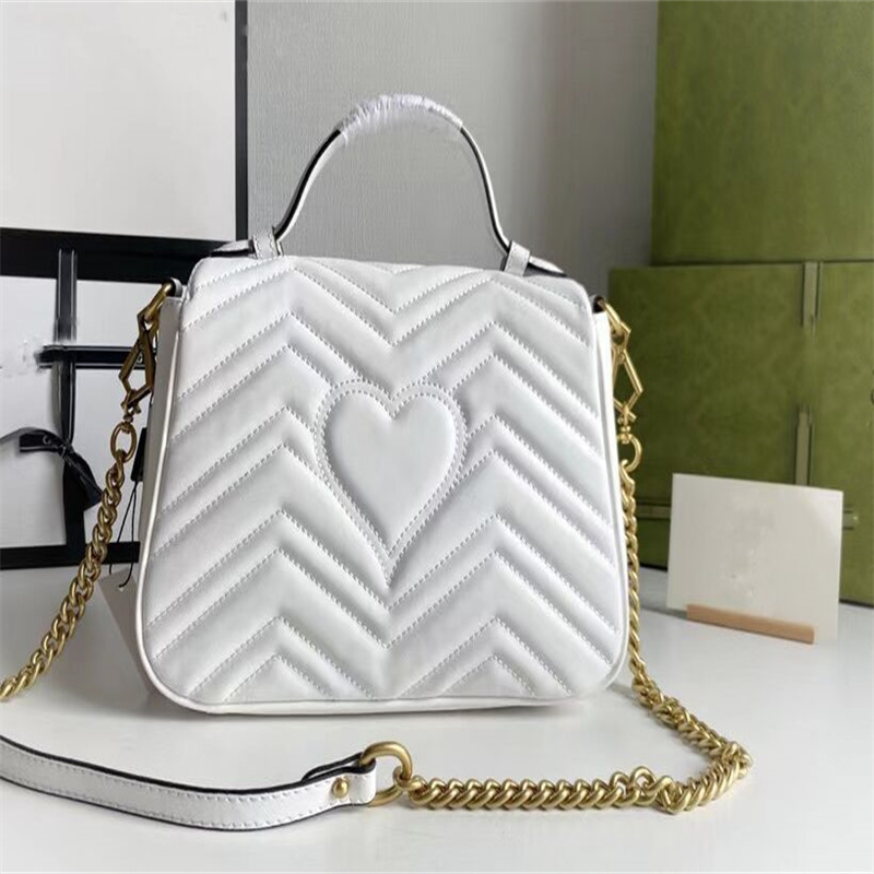 10A classic fashion bag shoulder bags for women bag Top quality classic fashion chain full leather women handbag Imported cowhide large capacity bag 26.5 20 9 cm
10A classic fashion bag shoulder bags for women bag Top quality classic fashion chain full leather women handbag Imported cowhide large capacity bag 26.5 20 9 cm