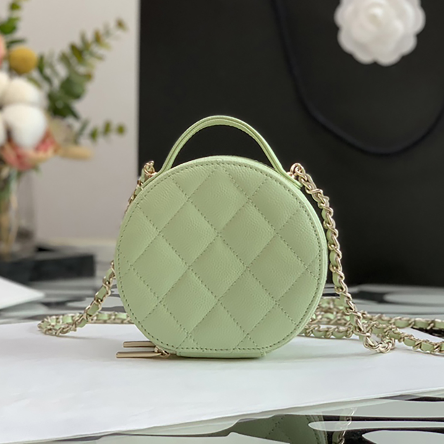 Designer Cosmetic Bags Luxury Crossbody Bags 1:1 Quality Genuine Leather Shoulder Bag 12cm With Box MC124
Designer Cosmetic Bags Luxury Crossbody Bags 1:1 Quality Genuine Leather Shoulder Bag 12cm With Box MC124