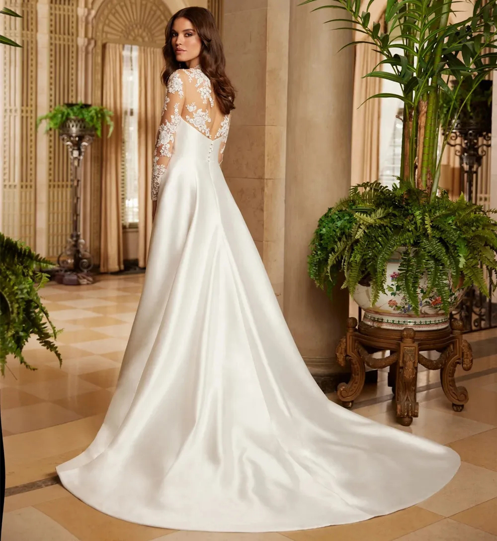 Elegant Satin A Line Wedding Dresses Jewel Neck Long Sleeve With Pocket Bridal Gown Side Split Sweep Train Robe De Mariage