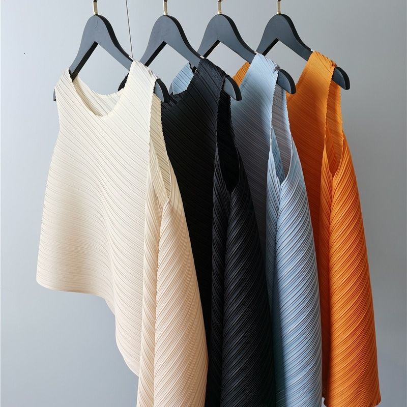 Camisoles Tanks Summer Sleeveless Loose Irregular Tank Top Women's Casual Solid Round Neck Miyak Pleated T-shirt Women's Clothing T-shirt 23