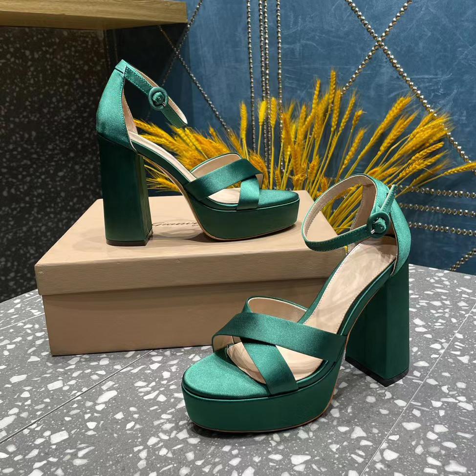 Gianvit Ross Fashion Sandals Women Platform Dress Shoes 11.5CM High Heel Cross Strap Silk Ankle Strap Buckle Summer Open Toe Elegant Party Shoe, Green silk
Gianvit Ross Fashion Sandals Women Platform Dress Shoes 11.5CM High Heel Cross Strap Silk Ankle Strap Buckle Summer Open Toe Elegant Party Shoe, Green silk