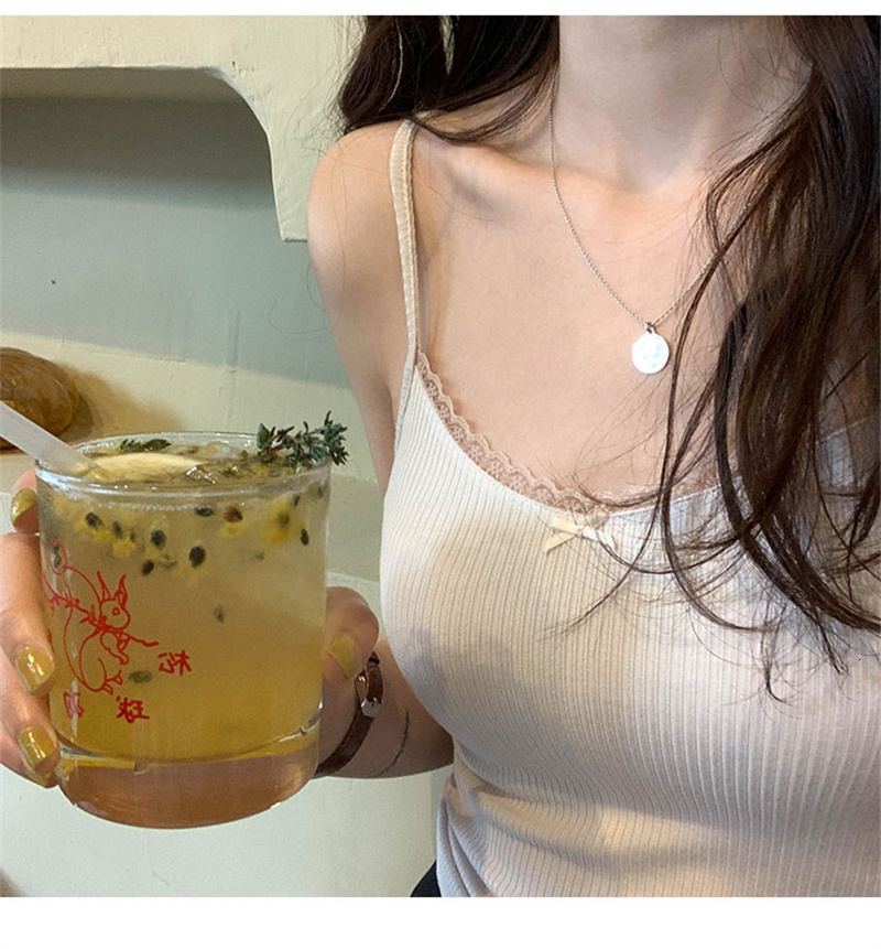 Camisoles Tanks Camisole Women's Sexy Top Summer Short Top Vintage Lace Slim Warm Joker Women's Bottom Cute Women's Print Camis 230410