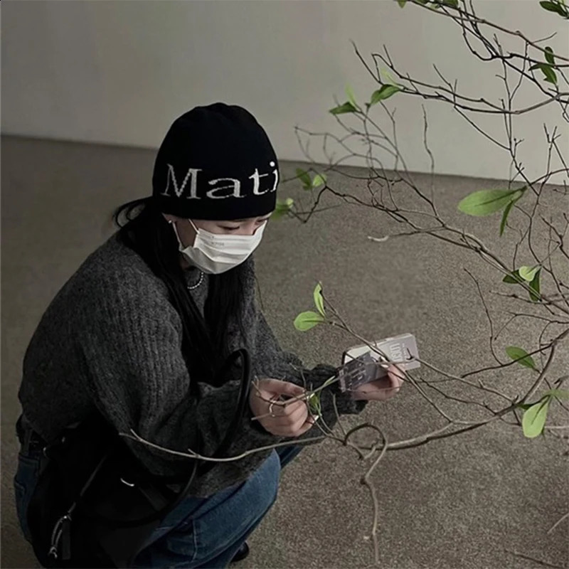 Beanie/Skull Caps Korean Letter Knitted Cap Women Dome Bag Head Vintage Versatile Beanie Men Hip-Hop Autumn Winter Warm Ski Hat Trending Y2k Kpop 2311