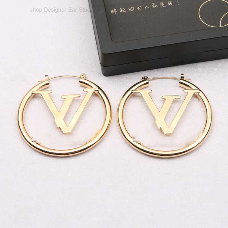 Stud Luxury Brand Earrings Designers Letter Ear Gold Silver Plated Geometric Earring for Wedding Party Jewerlry Accessories Er0003-0004 6DDV
Stud Luxury Brand Earrings Designers Letter Ear Gold Silver Plated Geometric Earring for Wedding Party Jewerlry Accessories Er0003-0004 6DDV