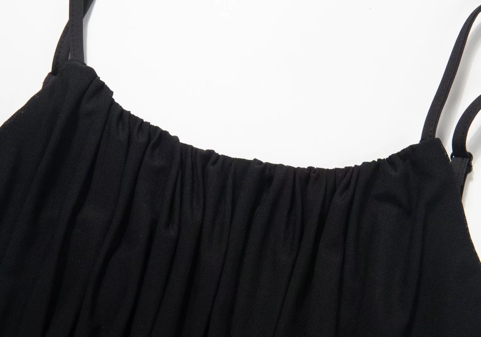 Camisoles Tanks Maxdutti Summer Ins Fashion Tshirt Blog High Street Spandex Panel Sexy Camisole Short Top Tshirts Women's 230410
