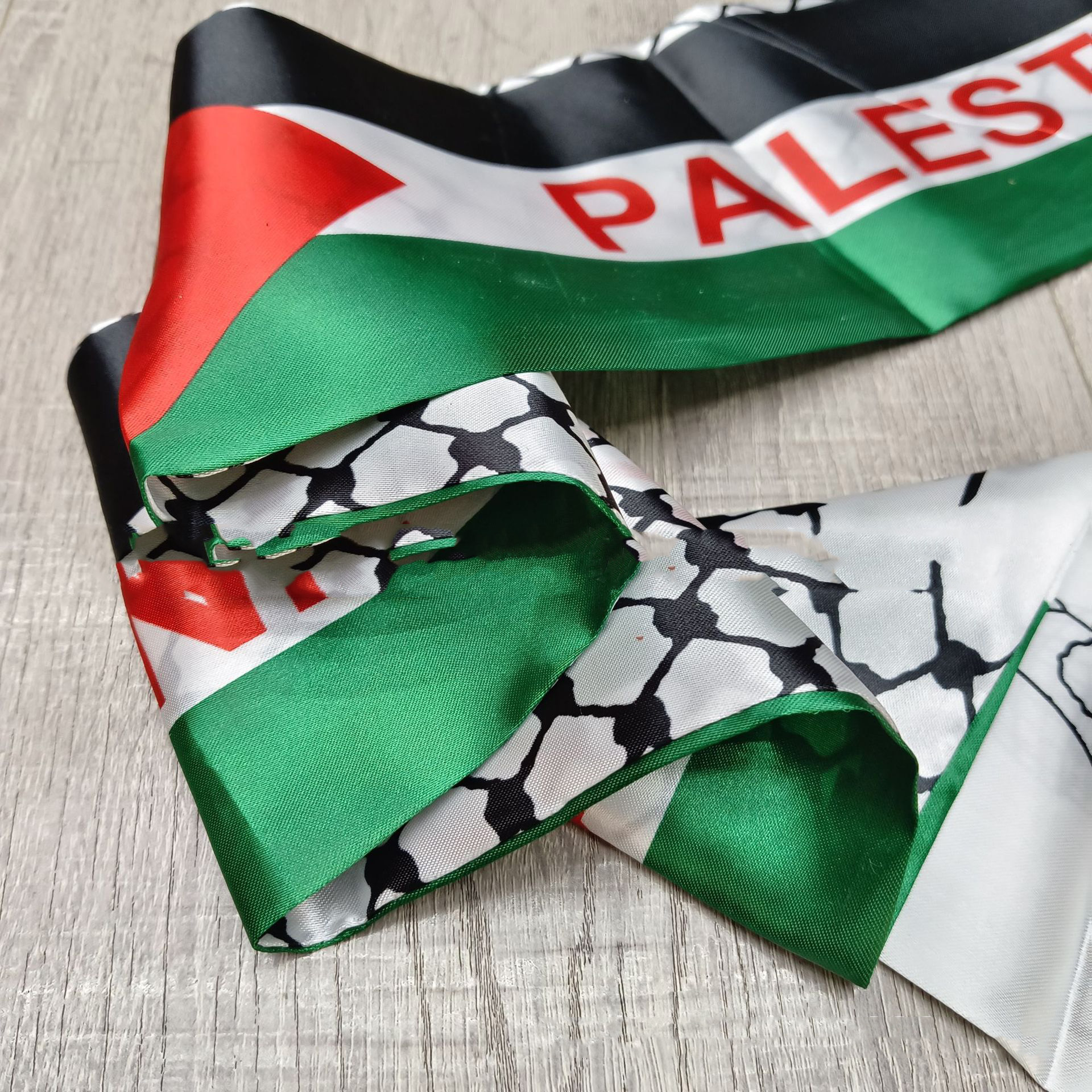 Polyester Printed Halter Scarf Palestine Theme Scarf With Fringe Two Sides 2 Styles
