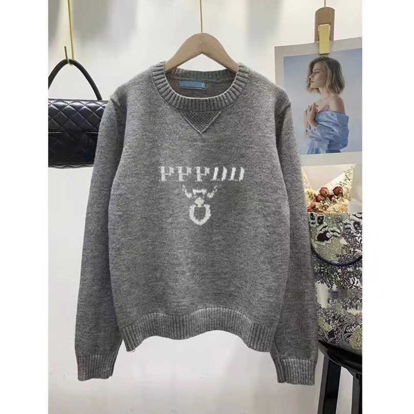 2023 New Women's High quality tshirt Shirt Men women sweaters jumper Embroidery Print Knitted classic Knitwear Autumn winter keep warm jumpers mens design
2023 New Women's High quality tshirt Shirt Men women sweaters jumper Embroidery Print Knitted classic Knitwear Autumn winter keep warm jumpers mens design