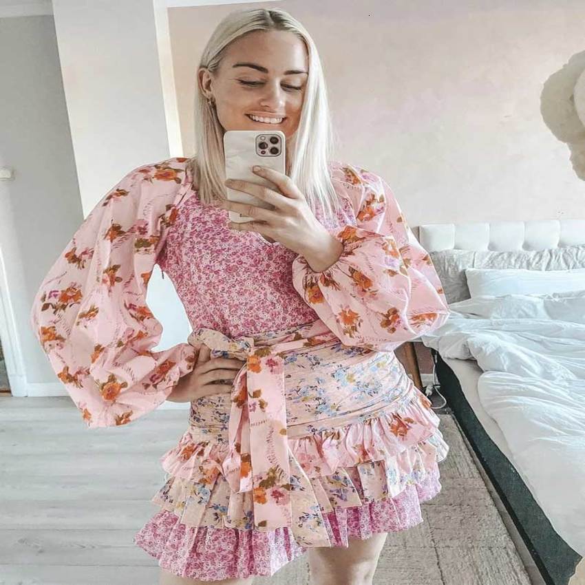 Casual Dresses Inspired women's spring summer dress long sleeve V-neck tiered ruffled dress women floral print elegant party dress