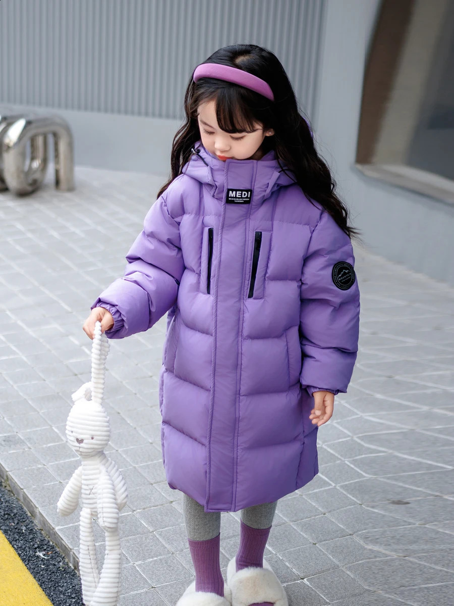 Jackets Girls Long Down Jacket 2023 Children's Skisuit Thickened Hooded Cotton Kids Boys Coat Outdoor Windproof Outerwear CH207 231109