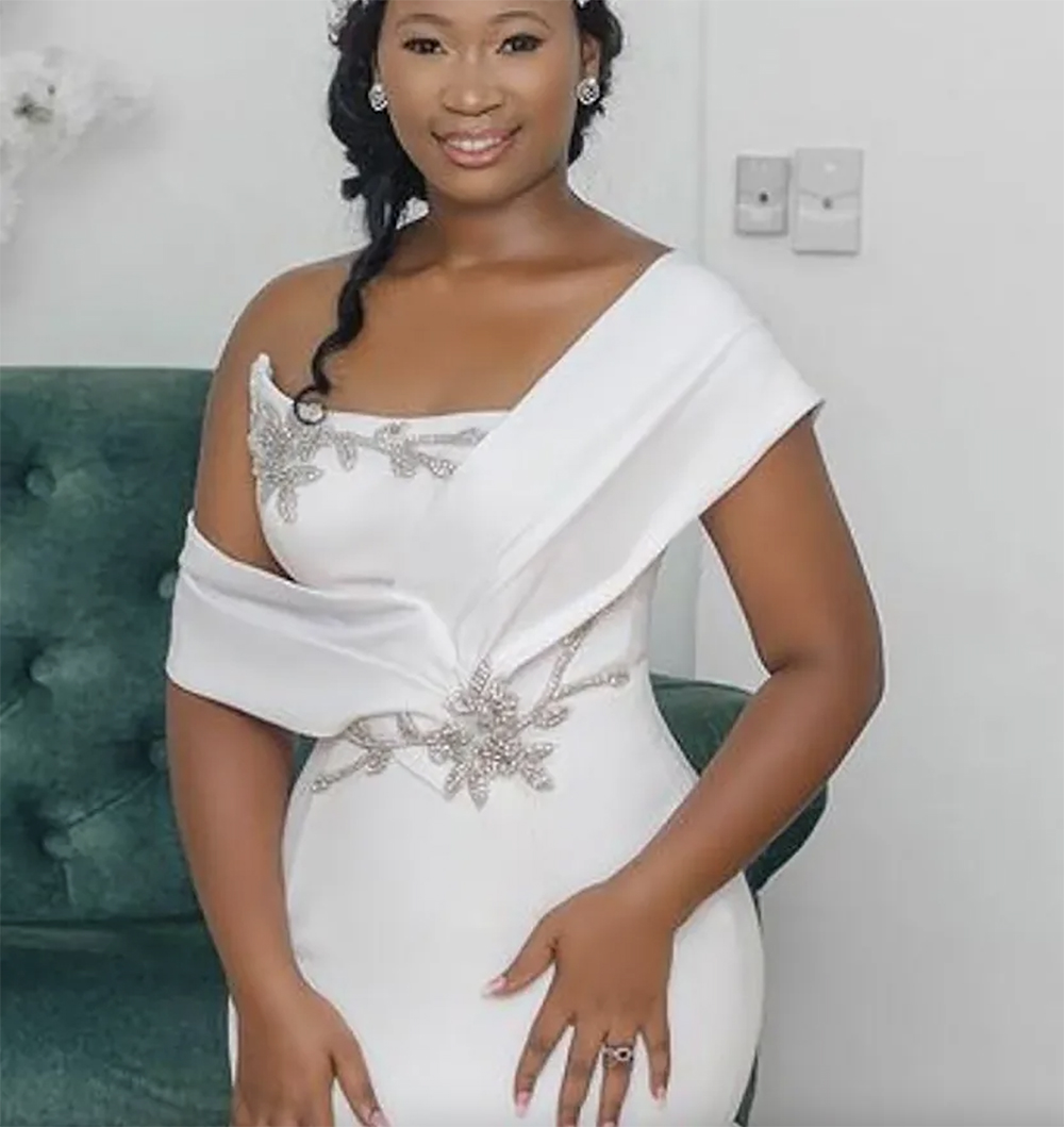 2023 Plus Size Arabic Aso Ebi Sexy Mermaid Crystals Wedding Gowns Strapless Satin Tulle Bridal Dresses