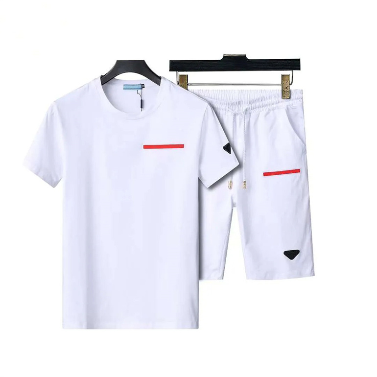 2023 new quality designer Mens Tracksuits Sets Jogger Sweatshirts Sports Jogging Suits man tracksuits Two Piece Set T Shirt Summer Printed Short Sleeve Shorts
2023 new quality designer Mens Tracksuits Sets Jogger Sweatshirts Sports Jogging Suits man tracksuits Two Piece Set T Shirt Summer Printed Short Sleeve Shorts