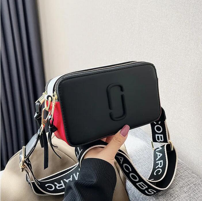 Designer Fashion bag Handbag Famous totes Marc Snapshot Camera Small Crossbody purse Women Shoulder Bags Messenger cross body R230120 1a, Black
Designer Fashion bag Handbag Famous totes Marc Snapshot Camera Small Crossbody purse Women Shoulder Bags Messenger cross body R230120 1a, Black