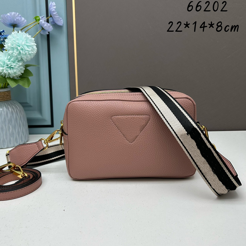 Crossbody Shoulder Bags Camera Bags Lichee Pattern Genuine Leather Handbag Zipper Purse Triangle Sign Adjustable Embroidered Nylon Strap Removable Leather Strap
Crossbody Shoulder Bags Camera Bags Lichee Pattern Genuine Leather Handbag Zipper Purse Triangle Sign Adjustable Embroidered Nylon Strap Removable Leather Strap