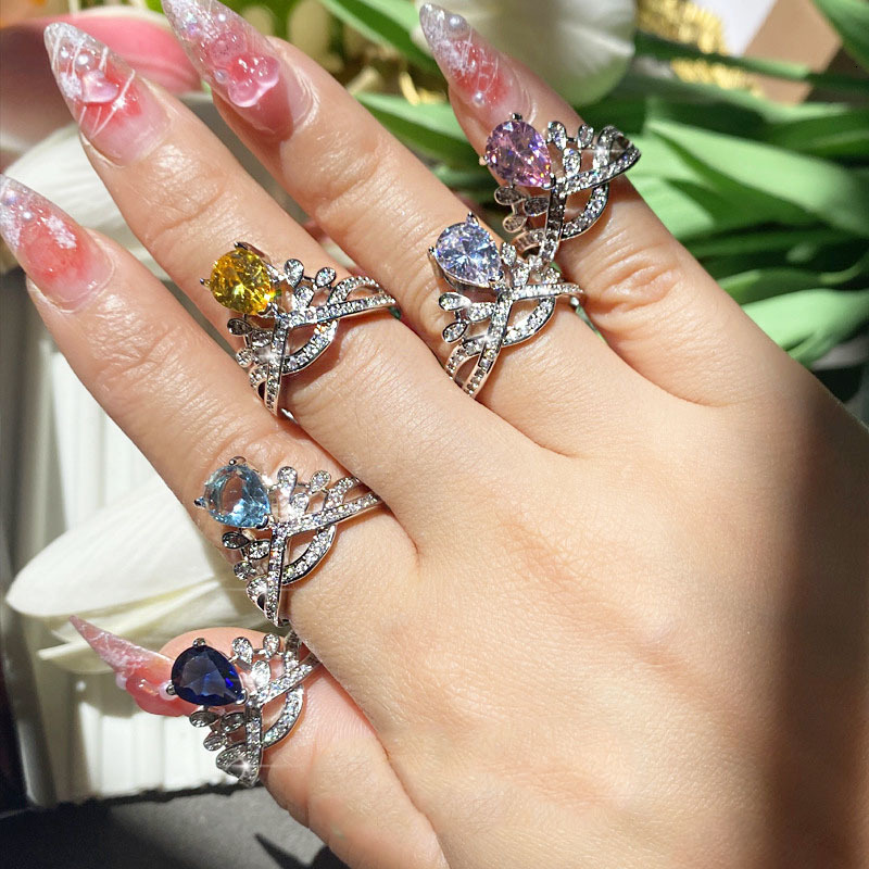 Band Rings Luxury Classical Style Starry Water Droplets Aaa Zirconia Adjustable Ring Ladies Ceremony Cocktail Jewelry Accessories 230410
Band Rings Luxury Classical Style Starry Water Droplets Aaa Zirconia Adjustable Ring Ladies Ceremony Cocktail Jewelry Accessories 230410