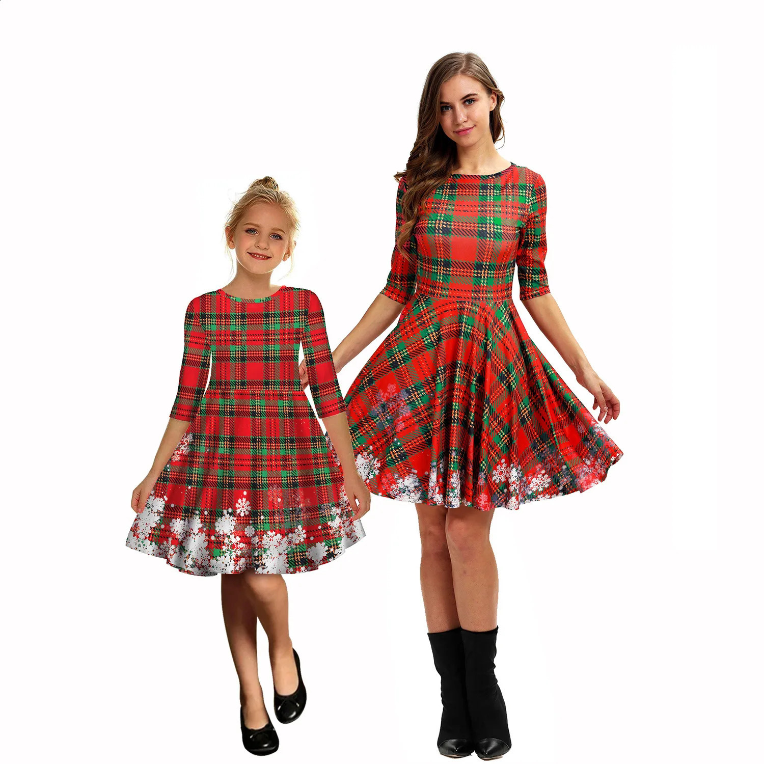 Family Matching Outfits Mommy and Me Clothe Girls Clothes Dress Green Christmas Digital Printing Outfit Mother Daughter 231109