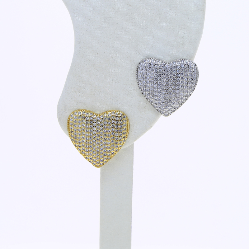 Bg Iced Out Big Heart Stud Earrings: White CZ Pave Love Charm Jewelry dh3628137