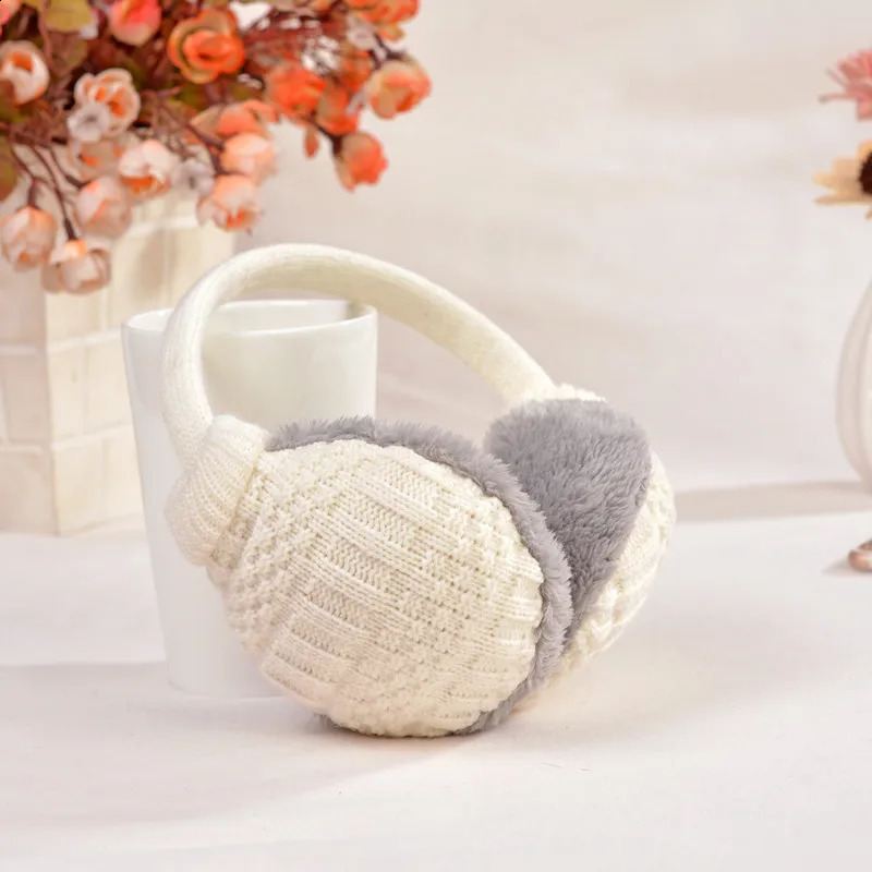 Ear Muffs Winter Children's Warm Cold Ear Cover Korean Version Low-Key Universal Detachable Knitted Wool Ear Cover Grey White 231109