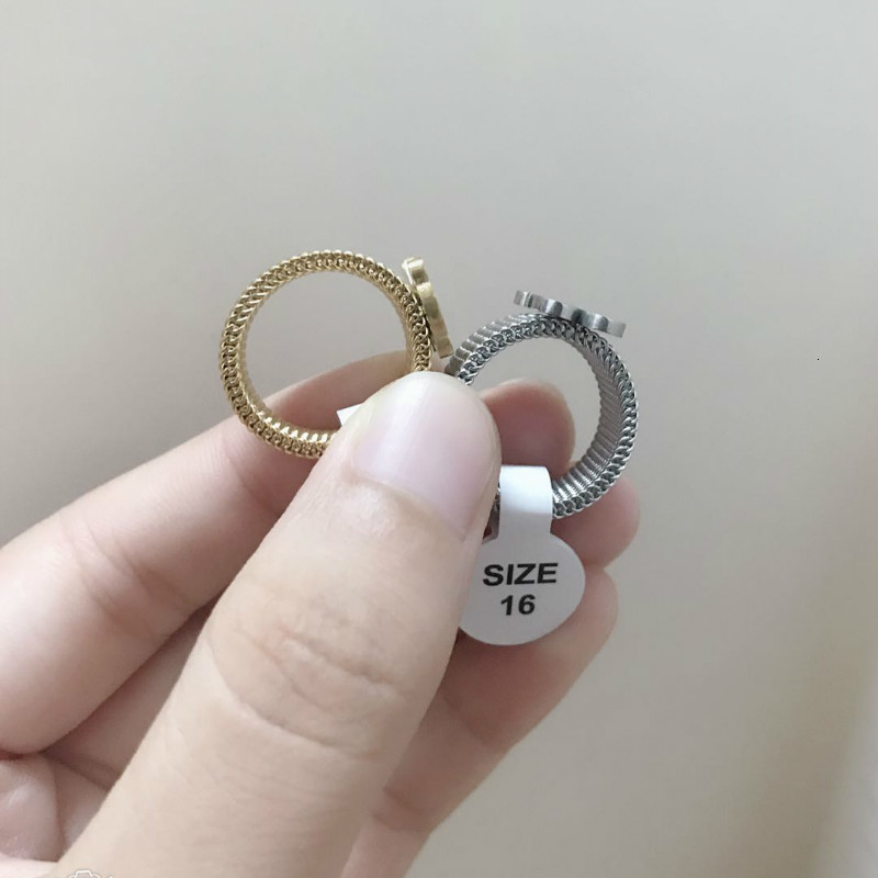 Band Rings Stainless Steel Hollow Mesh Bear Ring For Women And Men Universal Wedding 230410