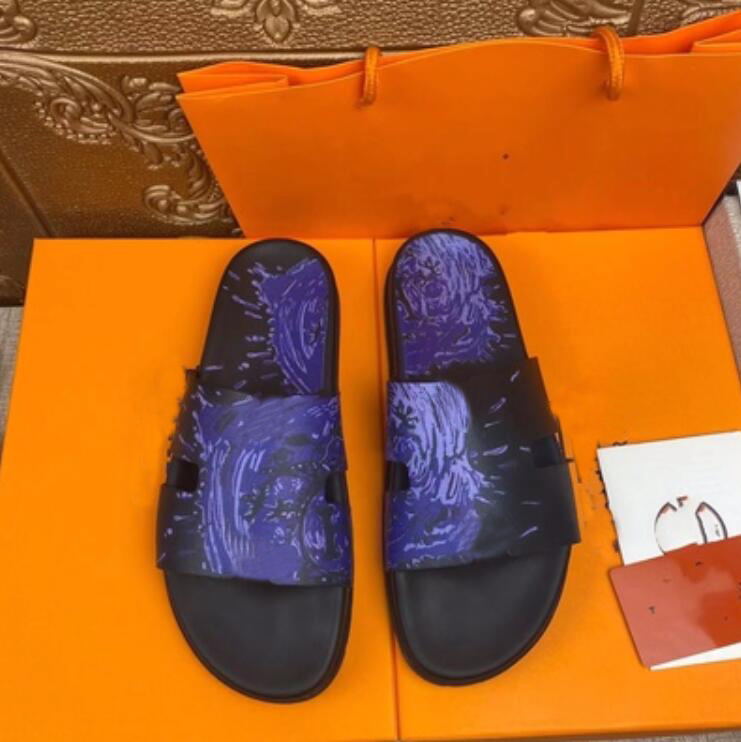 Men Slippers Designer Leather Sandals Izmir Flip Flop Oran Heritage Calfskin Sandals Summer Lazy Large Beach Low Top Casual Slides box38-46
Men Slippers Designer Leather Sandals Izmir Flip Flop Oran Heritage Calfskin Sandals Summer Lazy Large Beach Low Top Casual Slides box38-46