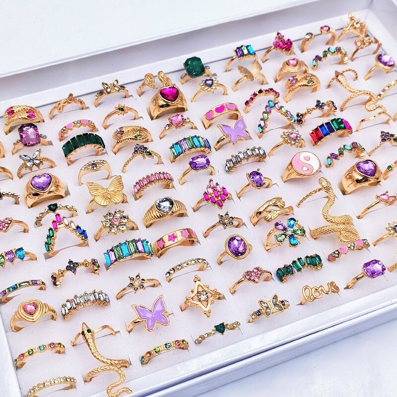 Band Rings 50Pcs Colorful Heart Crystal Zircon for Women and Girl Mixed Design Finger Ring Charm Jewelry Wholesale Gift 230410
Band Rings 50Pcs Colorful Heart Crystal Zircon for Women and Girl Mixed Design Finger Ring Charm Jewelry Wholesale Gift 230410