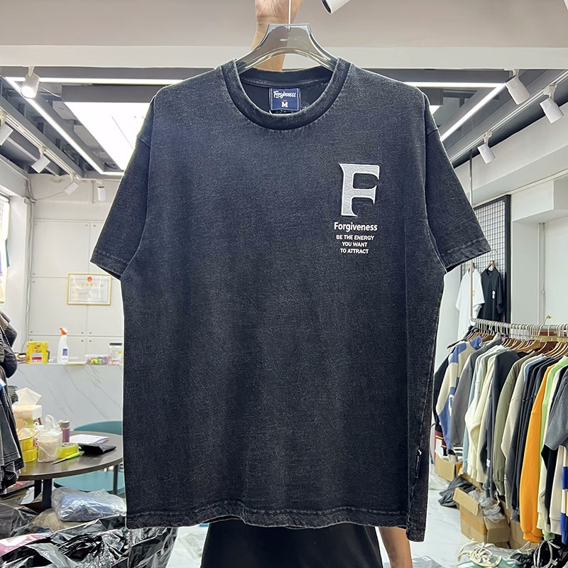 2023ss Letter Embroidery Tees T-Shirt Men Women Quality Vintage T Shirt Tops Tee, Black
2023ss Letter Embroidery Tees T-Shirt Men Women Quality Vintage T Shirt Tops Tee, Black