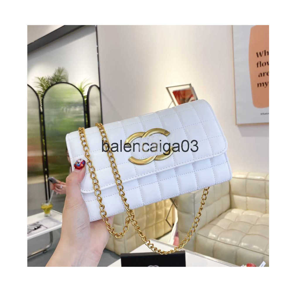 Purse Designer Channel Bag Tote Shoulder Luxurys Handbag Crossbody Bag Man Woman Lovers Trend Fashion Leather Messenger Small Makeup Bag
Purse Designer Channel Bag Tote Shoulder Luxurys Handbag Crossbody Bag Man Woman Lovers Trend Fashion Leather Messenger Small Makeup Bag