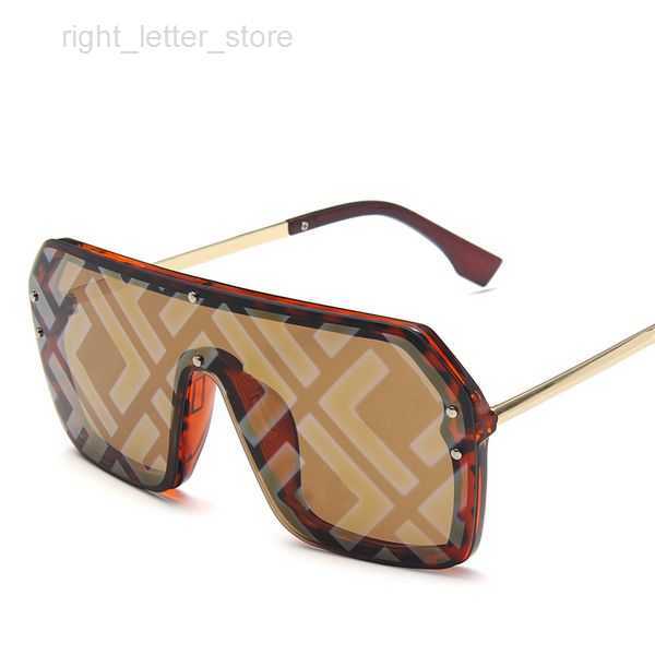 Sunglasses Mens Eyeglasses Summer Lens Full Frame UV400 Designer Sun Womens Fashion Glasses Luxury Printing Oversize For Beach Outdoor 23G
Sunglasses Mens Eyeglasses Summer Lens Full Frame UV400 Designer Sun Womens Fashion Glasses Luxury Printing Oversize For Beach Outdoor 23G