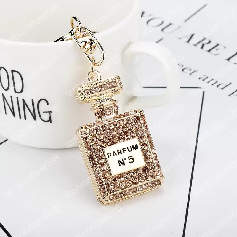 In Bulk Creative Crystal Perfume Bottle Keychain Rhinestone Shiny Car Bag Keychains Jewelry Accessories Gift