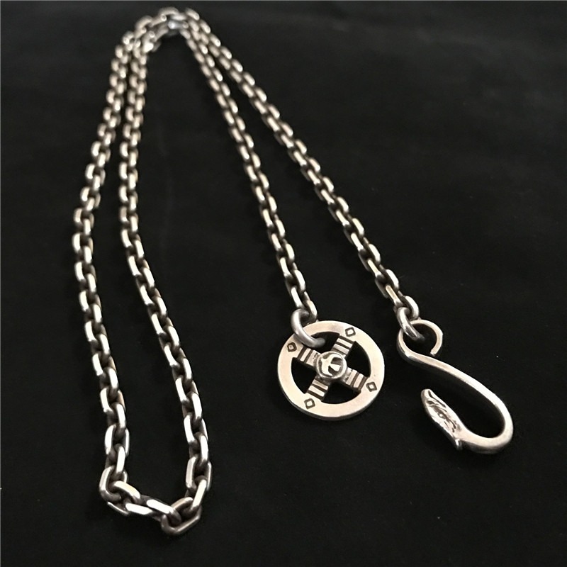 necklace Indian style eagle hook cross wheel 4mm too angled chain trendy men's collarbone chain personalized couple made old
necklace Indian style eagle hook cross wheel 4mm too angled chain trendy men's collarbone chain personalized couple made old