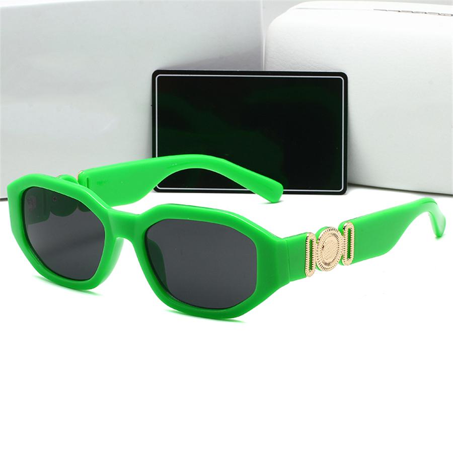 Hot sell Luxury Sunglasses For Man Woman Unisex Designer Goggle Beach Sun Glasses Retro Small Frame Luxury Design UV400 Top Quality With Box
Hot sell Luxury Sunglasses For Man Woman Unisex Designer Goggle Beach Sun Glasses Retro Small Frame Luxury Design UV400 Top Quality With Box